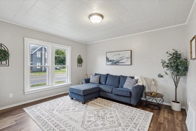 318 W Racine Street, Janesville, WI 53548