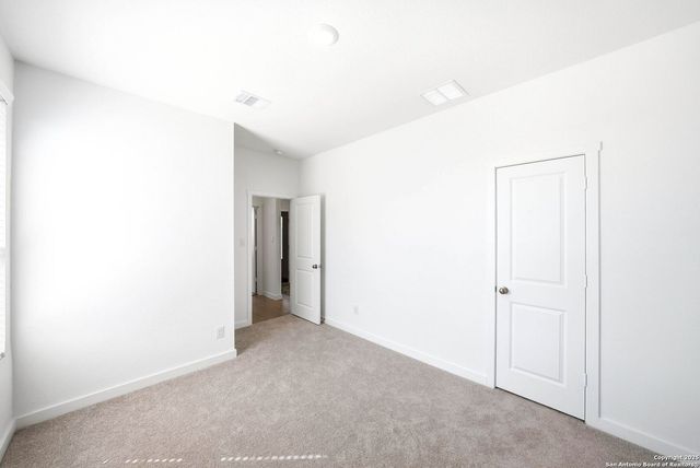 6095 Companion Rd, Bulverde, TX 78163