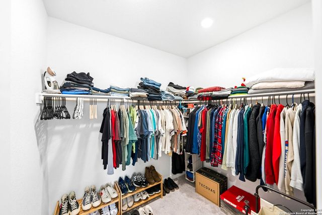 6095 Companion Rd, Bulverde, TX 78163