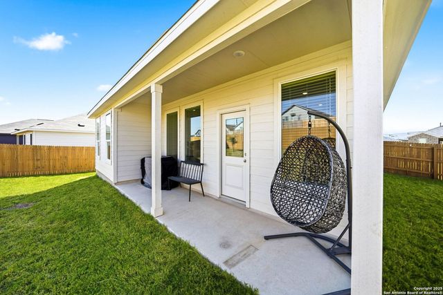 6095 Companion Rd, Bulverde, TX 78163