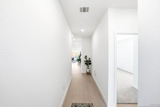 6095 Companion Rd, Bulverde, TX 78163