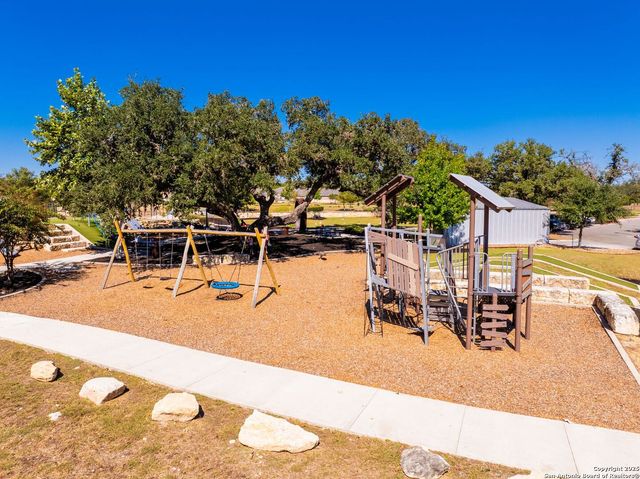 6095 Companion Rd, Bulverde, TX 78163