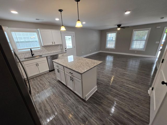 1112 Race Street, Richmond, KY 40475