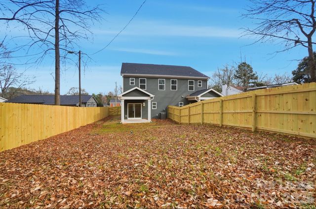 3945 Tillman Road, Charlotte, NC 28208