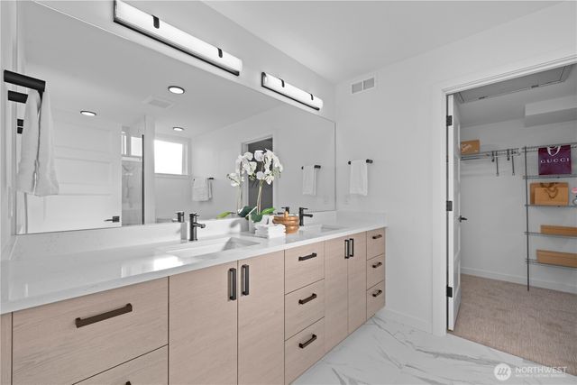 1704 A N 47th Street, Seattle, WA 98103