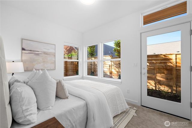 1704 A N 47th Street, Seattle, WA 98103