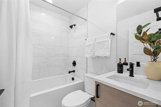 1704 A N 47th Street, Seattle, WA 98103