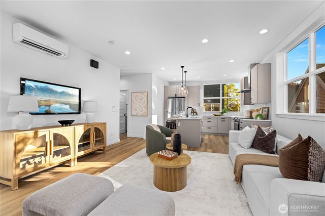 1704 A N 47th Street, Seattle, WA 98103