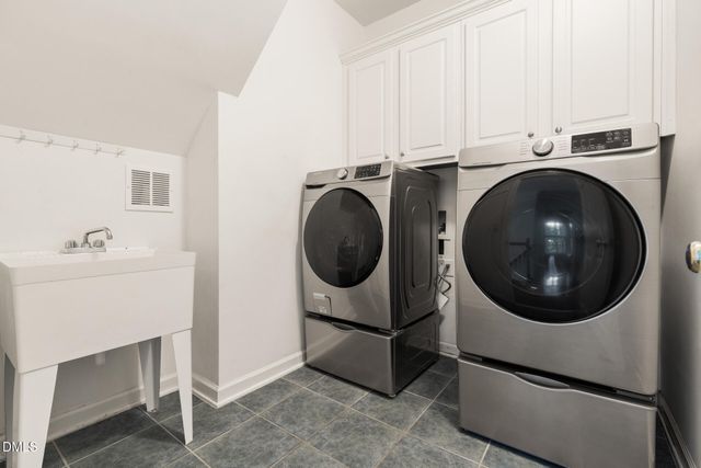 403 Simerville Road, Chapel Hill, NC 27517