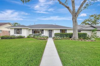 1707 Droxford Drive, Houston, TX 77008