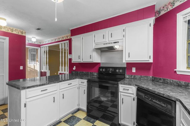 102 Sunline Drive, Brandon, MS 39042