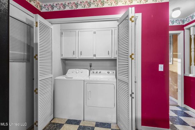 102 Sunline Drive, Brandon, MS 39042