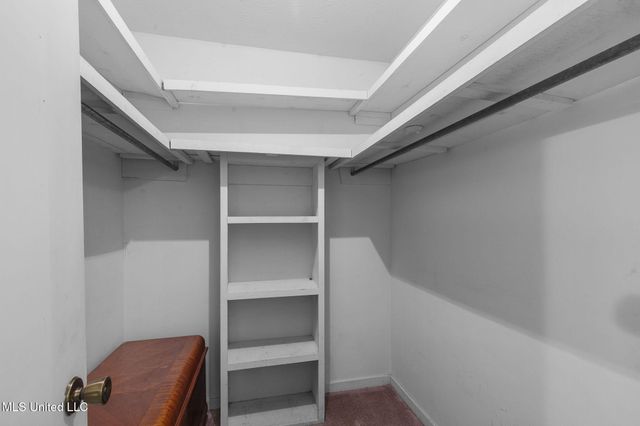 102 Sunline Drive, Brandon, MS 39042