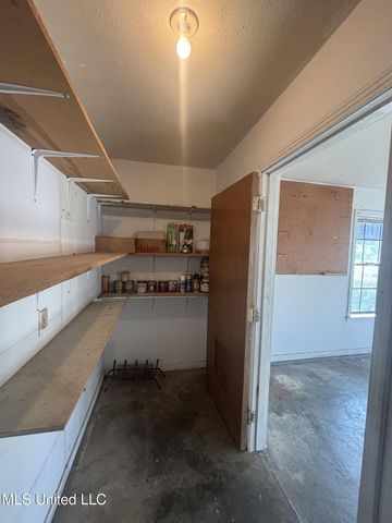 102 Sunline Drive, Brandon, MS 39042