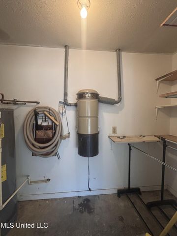 102 Sunline Drive, Brandon, MS 39042