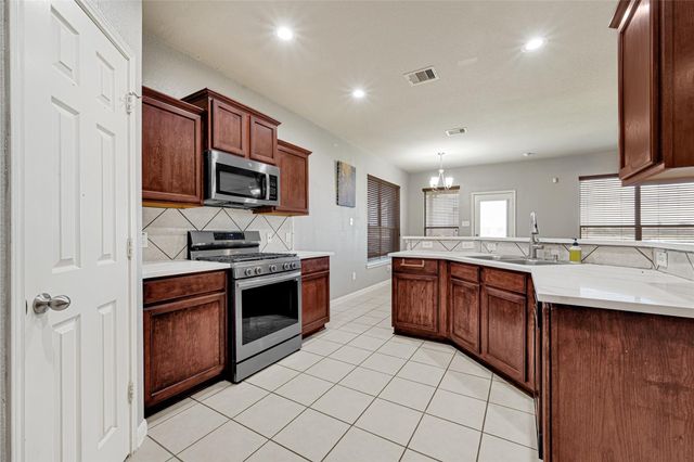 6030 Hyacinth Path Way, Houston, TX 77049