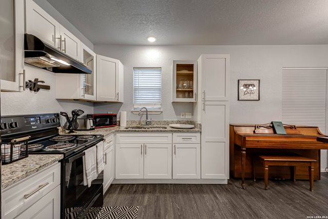 451 FERRIS AVE, San Antonio, TX 78220