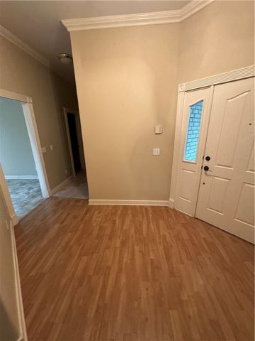 82 E Cydnee Street, Fayetteville, AR 72703