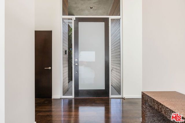 16622 Akron Street, Pacific Palisades (los Angeles), CA 90272