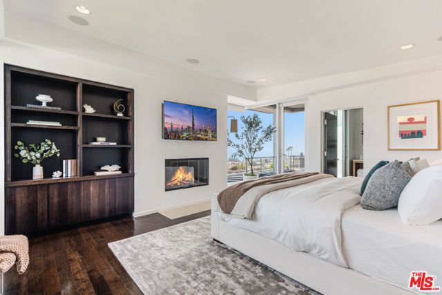 16622 Akron Street, Pacific Palisades (los Angeles), CA 90272