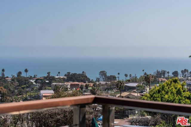 16622 Akron Street, Pacific Palisades (los Angeles), CA 90272