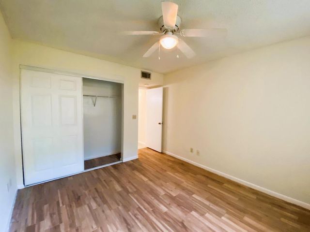 9022 W Atlantic Boulevard 214, Coral Springs, FL 33071