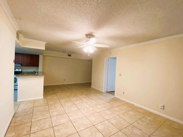9022 W Atlantic Boulevard 214, Coral Springs, FL 33071