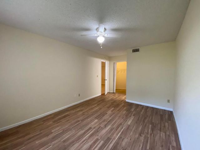 9022 W Atlantic Boulevard 214, Coral Springs, FL 33071