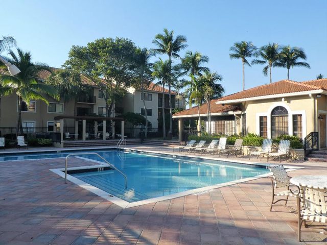 9022 W Atlantic Boulevard 214, Coral Springs, FL 33071