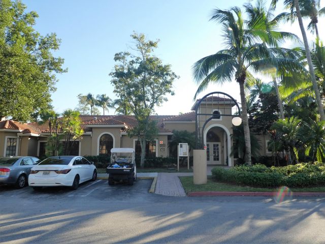 9022 W Atlantic Boulevard 214, Coral Springs, FL 33071