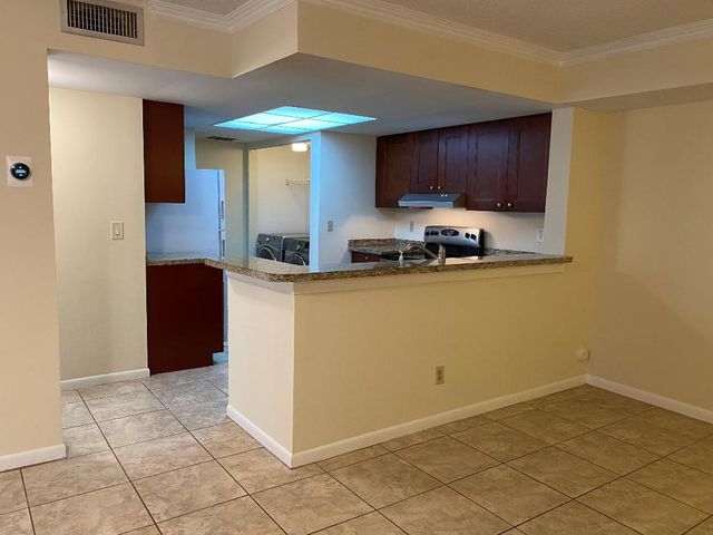 9022 W Atlantic Boulevard 214, Coral Springs, FL 33071