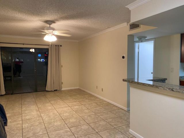 9022 W Atlantic Boulevard 214, Coral Springs, FL 33071