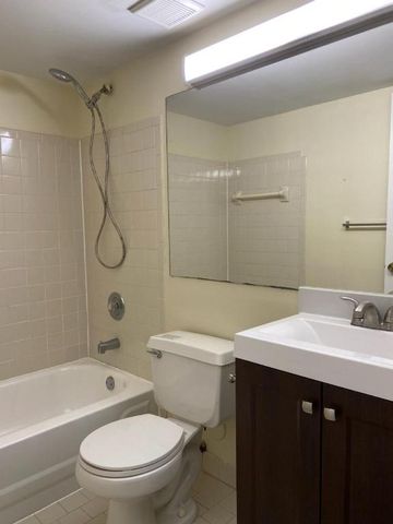 9022 W Atlantic Boulevard 214, Coral Springs, FL 33071