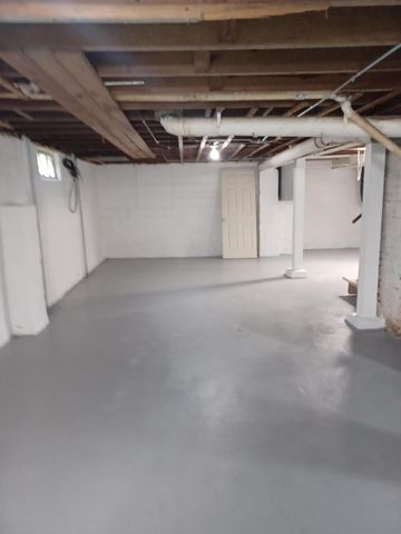109 S California Street, Hobart, IN 46342