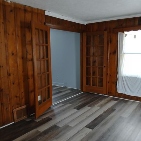 109 S California Street, Hobart, IN 46342