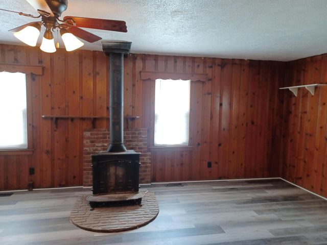 109 S California Street, Hobart, IN 46342