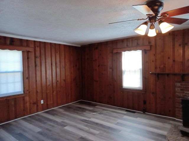 109 S California Street, Hobart, IN 46342