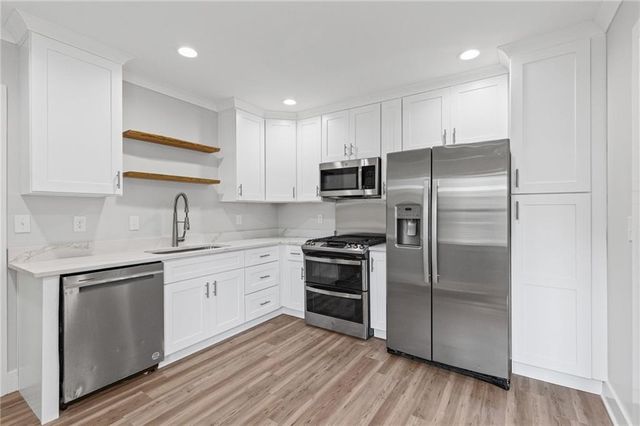 40 W Lourando Drive, Mobile, AL 36606