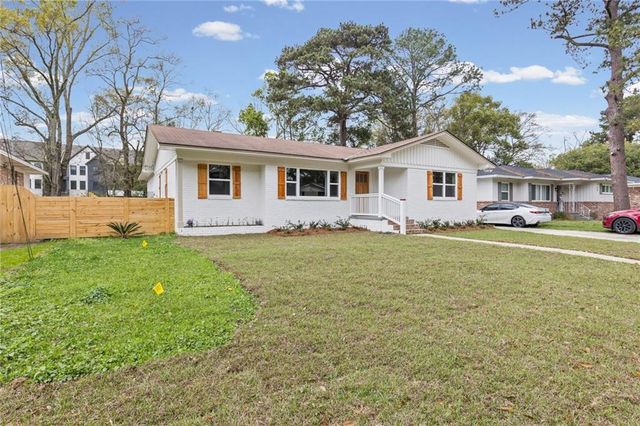 40 W Lourando Drive, Mobile, AL 36606