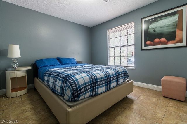 1812 Niblick Circle, Las Vegas, NV 89142