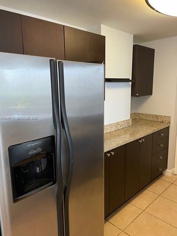 2650 SW 37th Avenue 501, Miami, FL 33133