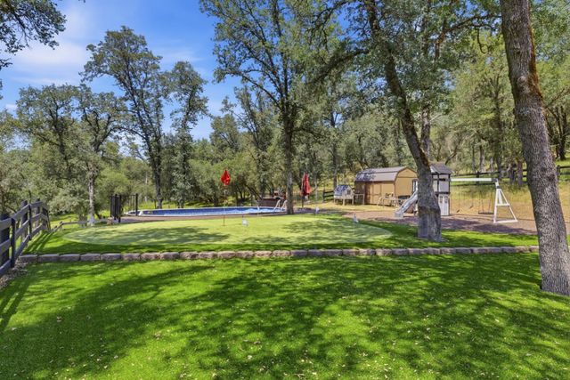 1400 Crooked Mile Ct, Placerville, CA 95667