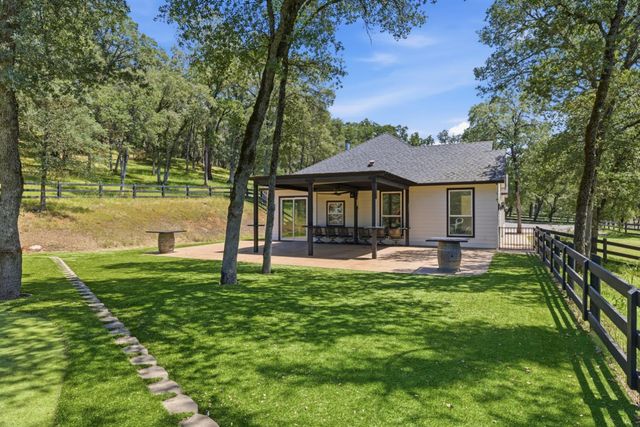 1400 Crooked Mile Ct, Placerville, CA 95667