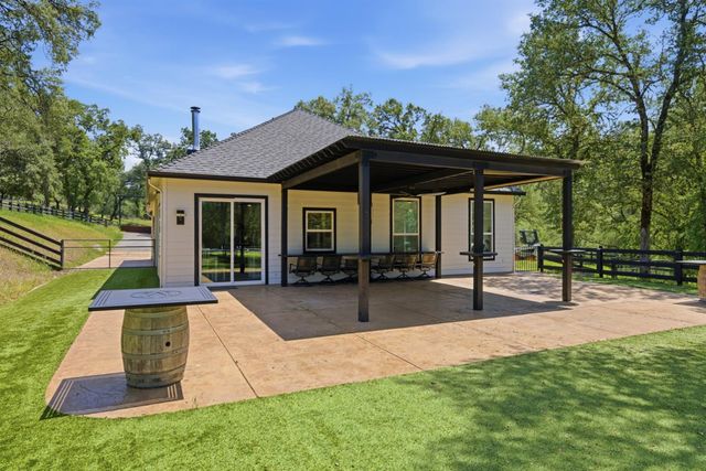 1400 Crooked Mile Ct, Placerville, CA 95667