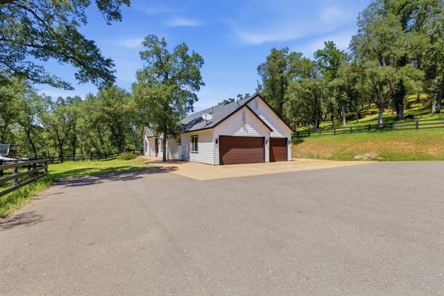 1400 Crooked Mile Ct, Placerville, CA 95667