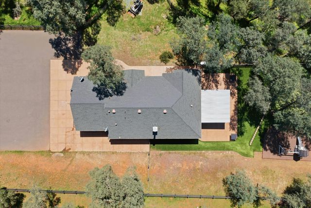 1400 Crooked Mile Ct, Placerville, CA 95667