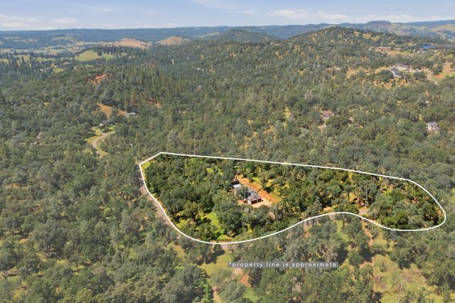 1400 Crooked Mile Ct, Placerville, CA 95667