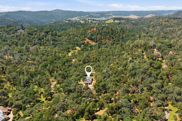1400 Crooked Mile Ct, Placerville, CA 95667