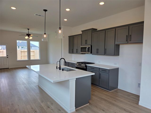 21635 Foxes Trove Trail, Magnolia, TX 77355