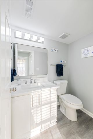 165 Ellington Pl, Madison, TN 37115